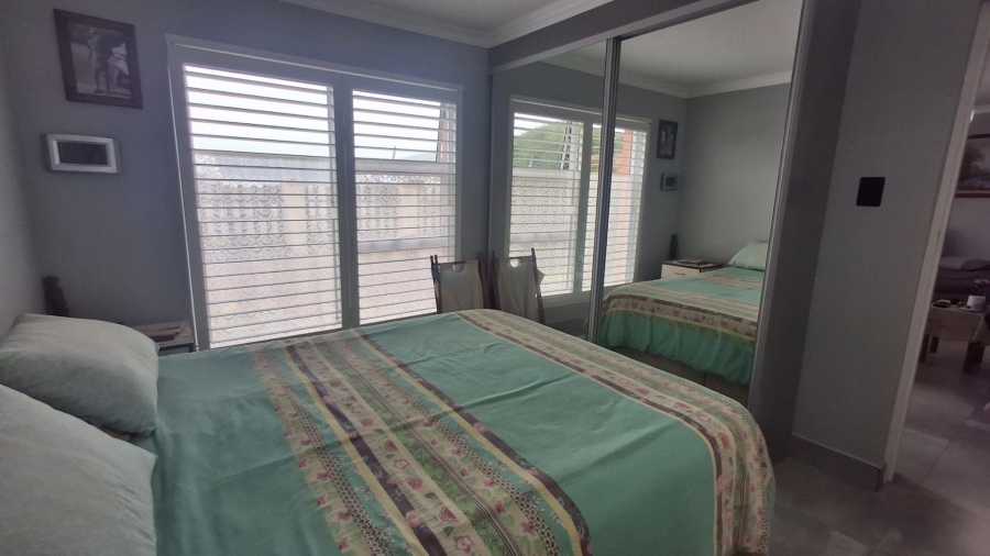 2 Bedroom Property for Sale in Gouritsmond Western Cape